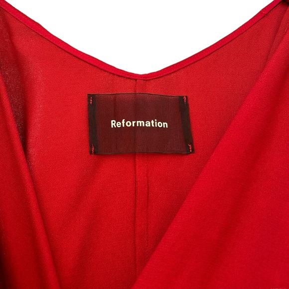 Reformation Ilona Wrap Top in Burgundy Red - LARGE - Picture 7 of 14